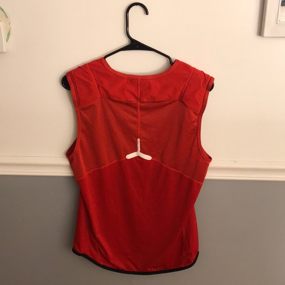 Nike - Picture 2 of 6